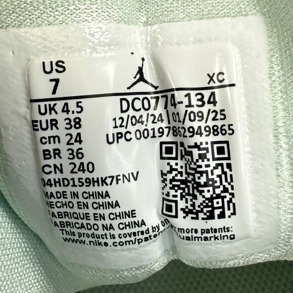 Air Jordan 1 Low Retro Sneakers Sail Igloo Blue DC0774-134 Women's Size 7 - Picture 9 of 10